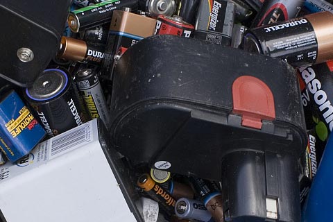郏茨芭高价旧电池回收-报废电瓶回收价格